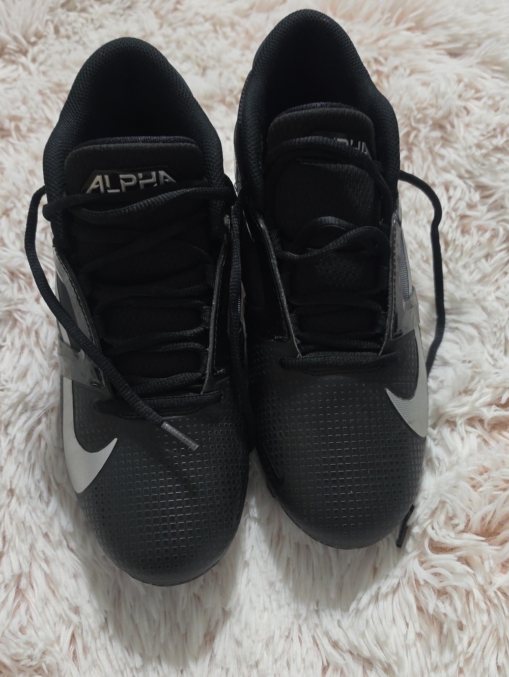 Nike Alpha Menace 4 Pro Cleats
